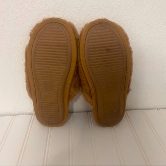 Stars Above Women’s Brown Furry Cozy Slip On Slippers Size S 5/6 - Picture 5 of 7